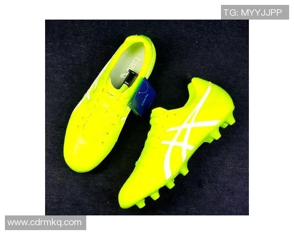 热门球星同款足球鞋推荐盘点带你找到合脚又高性能之选